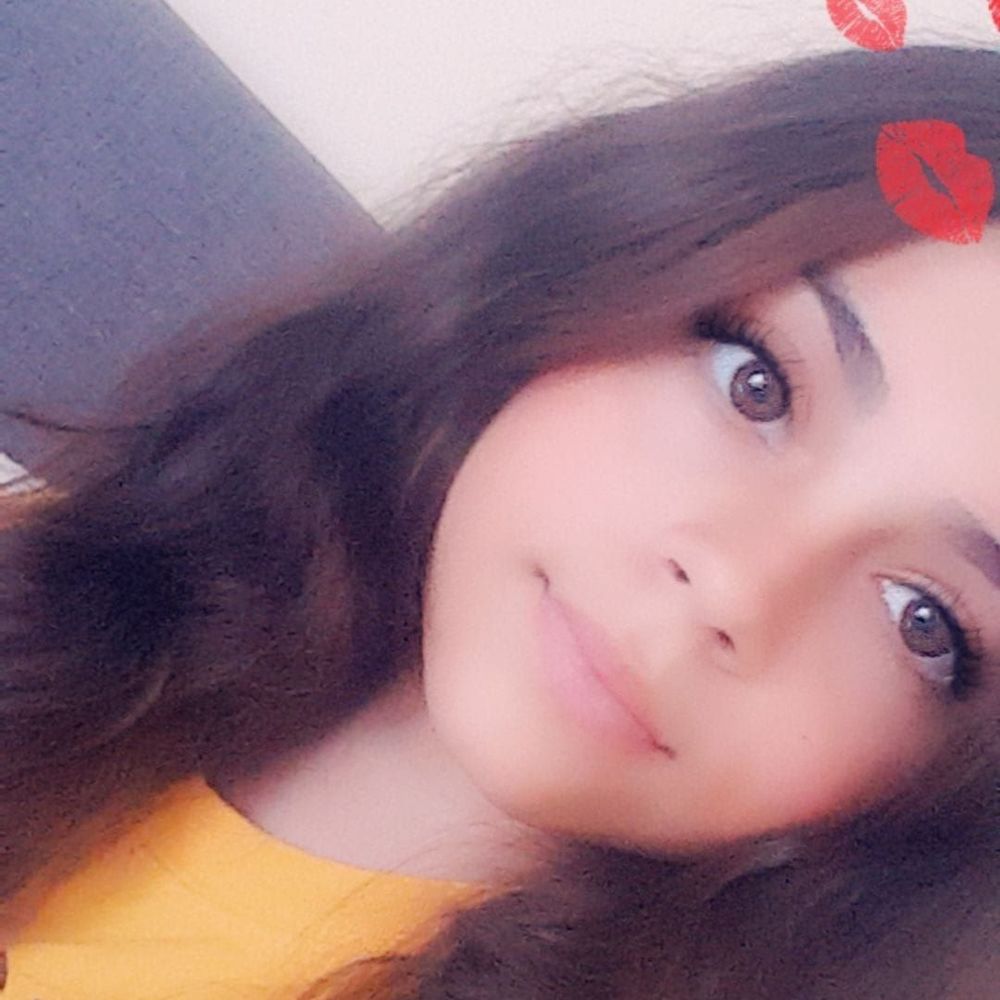 Meet your Posher, Noelia